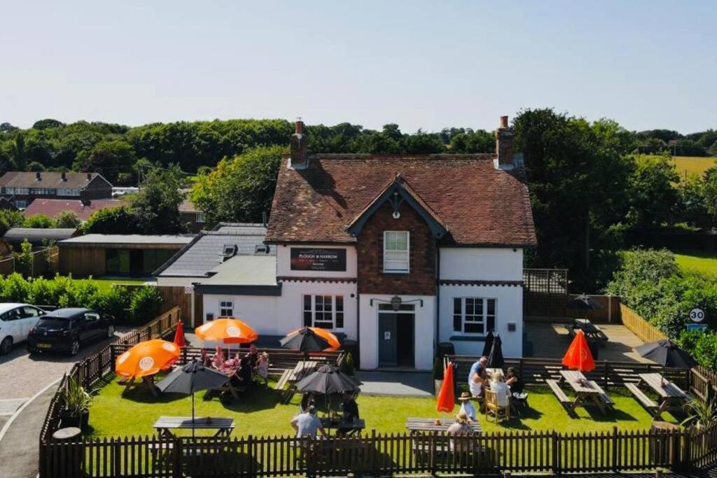 The Plough And Harrow Tilmanstone Hotel Deal Bagian luar foto